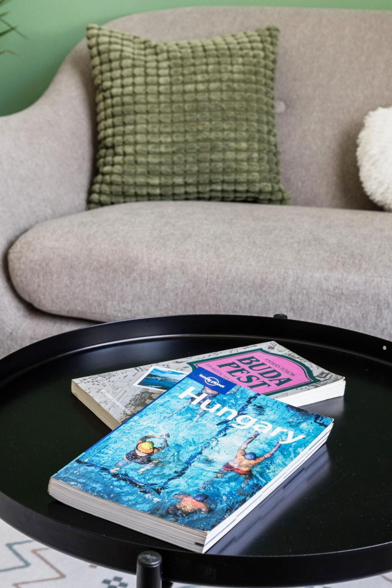 Stylish And Colourful Apartment In The City Centre Budapest Bagian luar foto